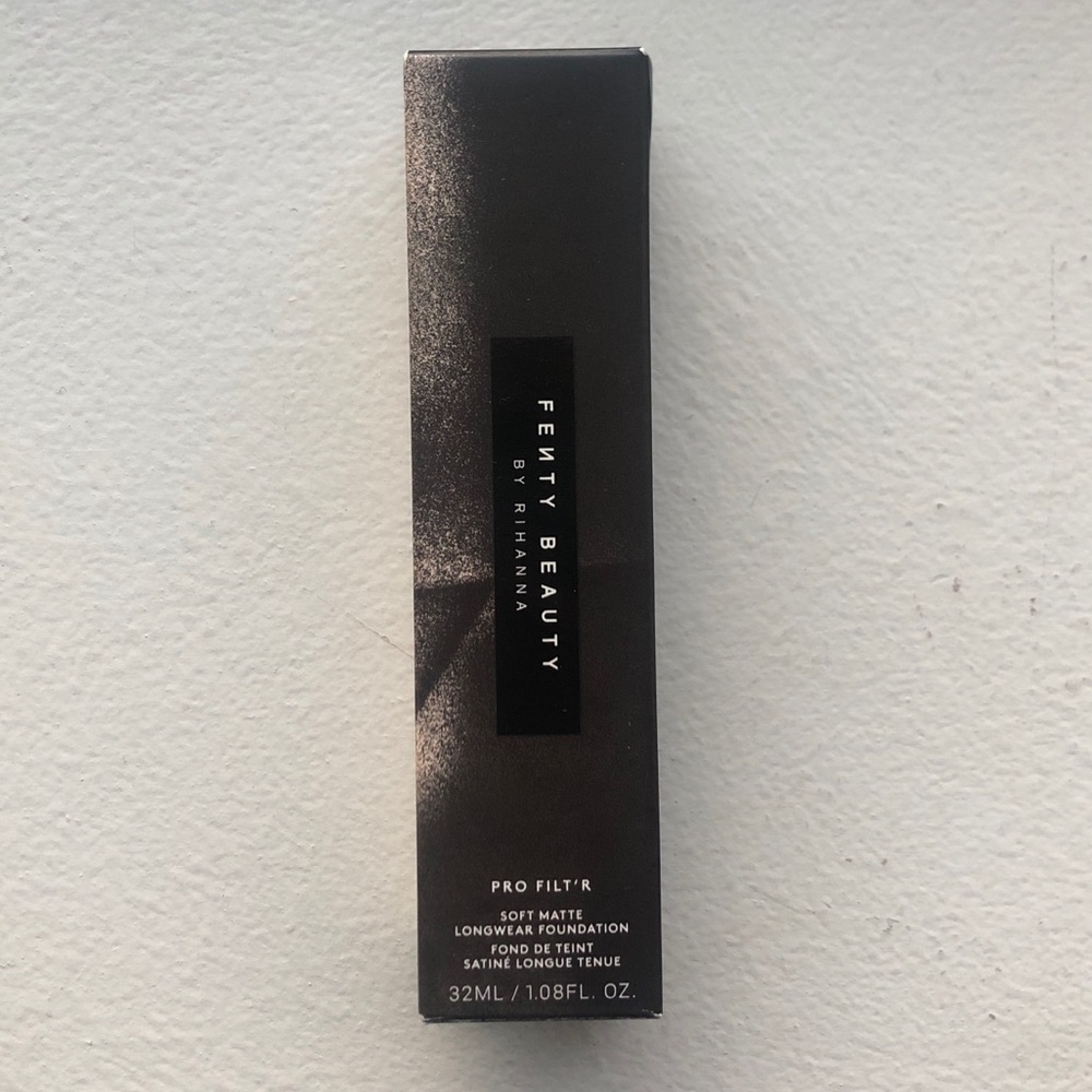 NIB Fenty Beauty Pro Filt’r Foundation